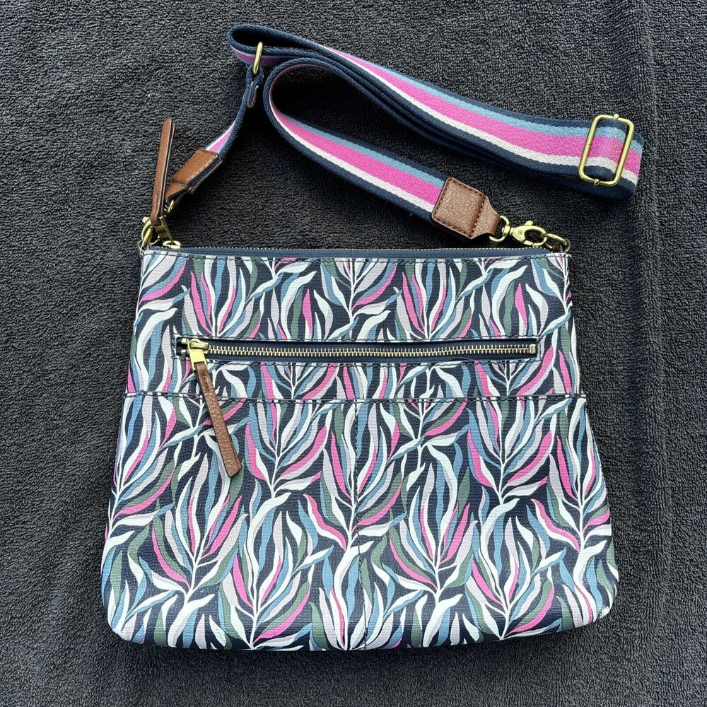 FOSSIL Multi-Colored Botanical PVC/Leather Crossbody Purse Bag Preowned - Picture 2 of 13